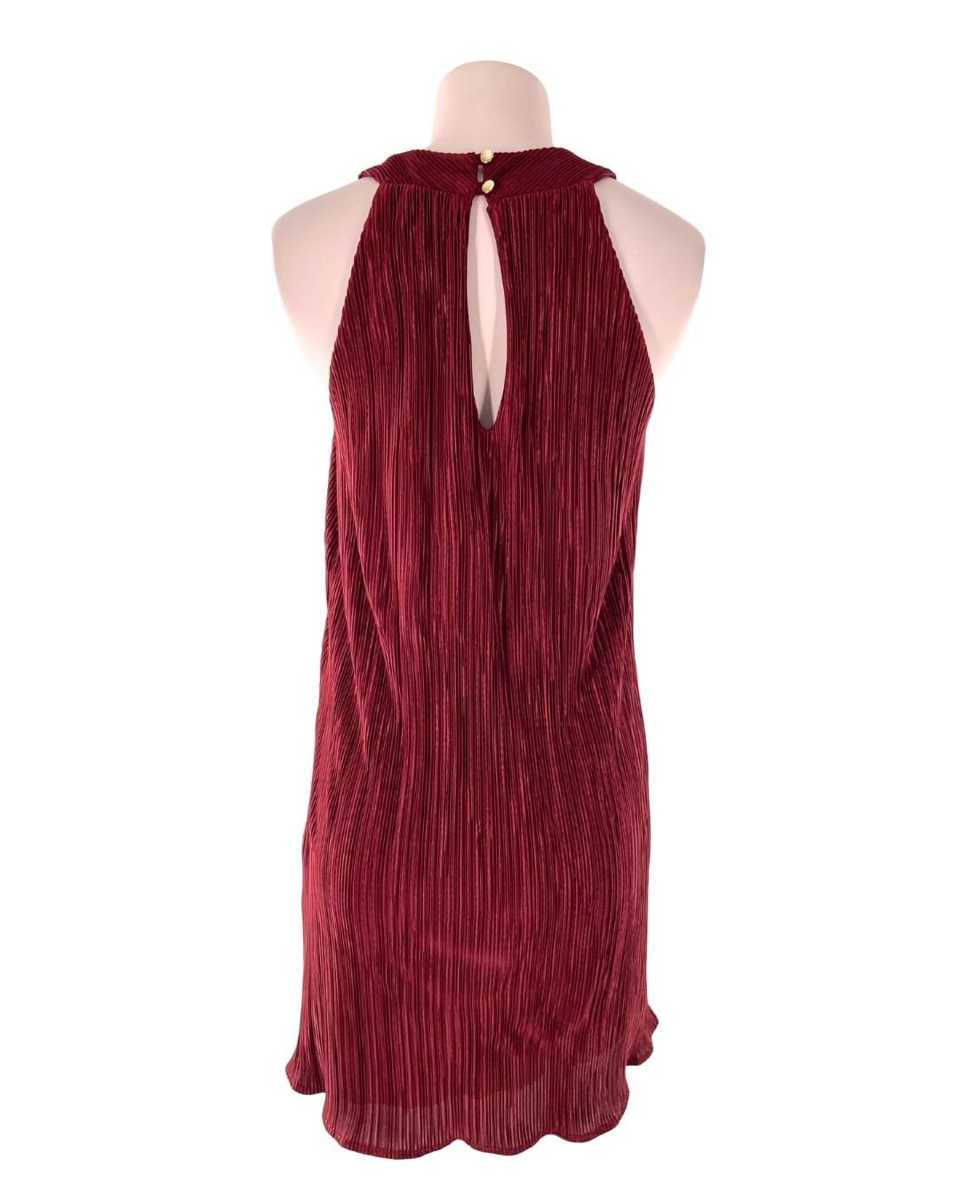 Vestido cuello halter plisado