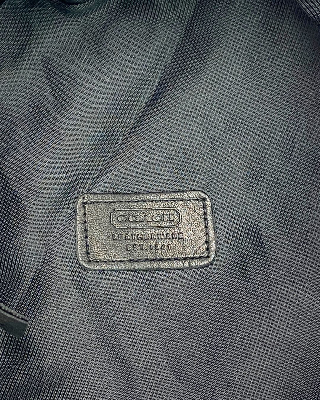 Bucket hat signature