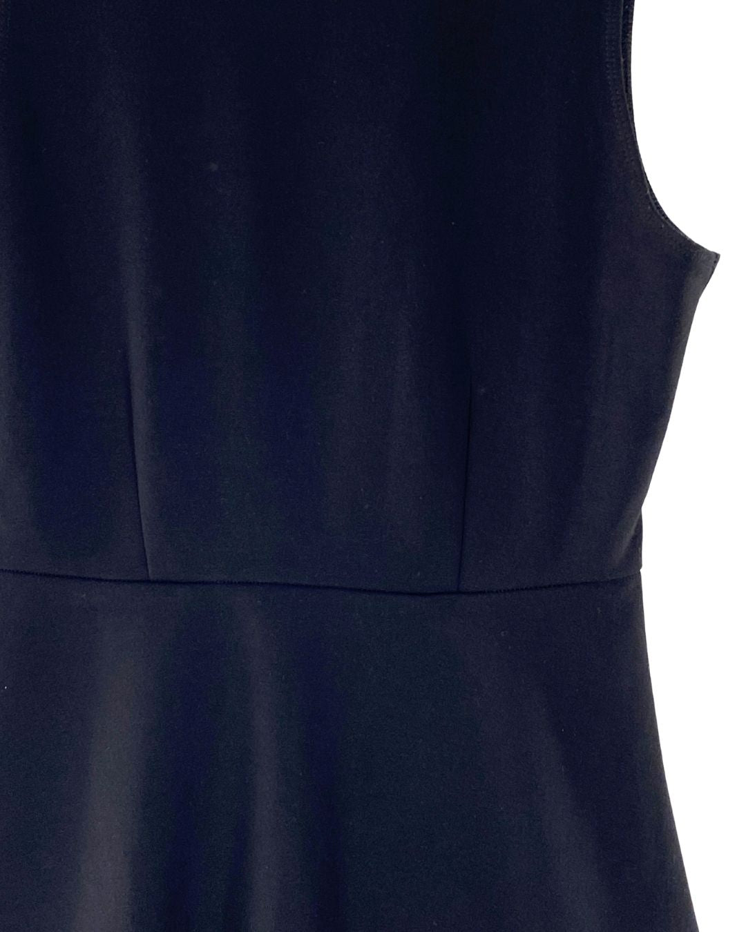 Vestido mini escote en V