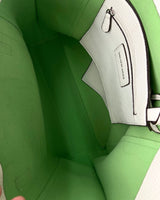 Cartera tote con textura