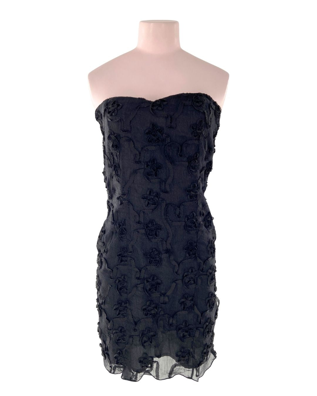 Vestido strapless con flores