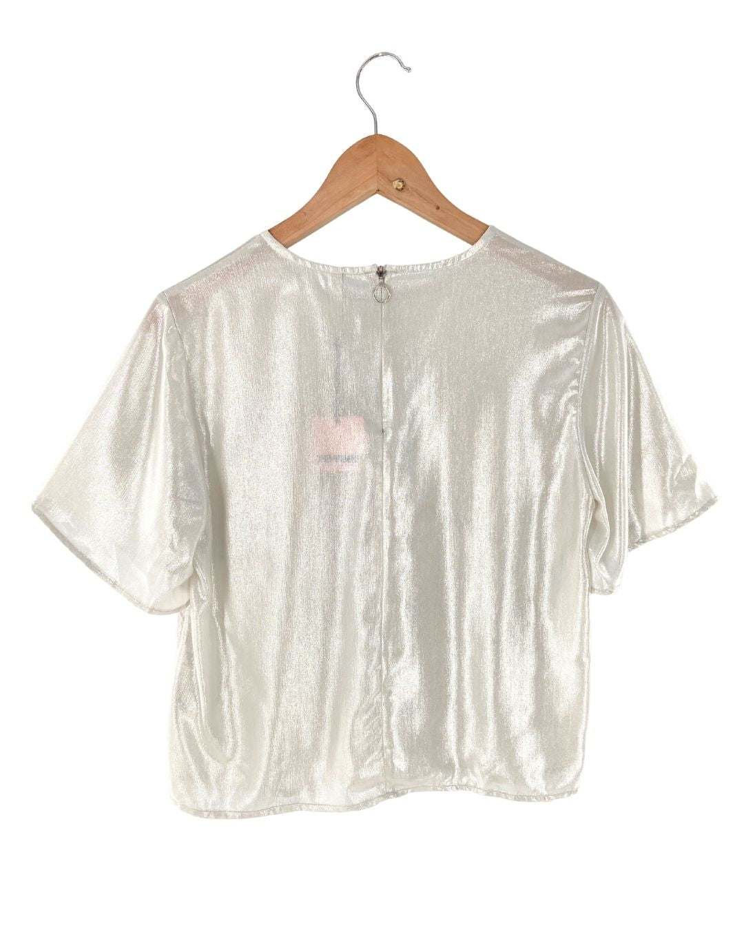 Blusa satinada con vuelos