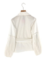 Blusa anudada con bolillo