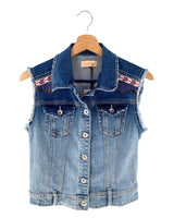 Chaleco en denim con flecos