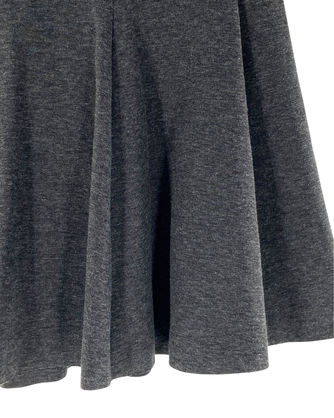 Falda mini amplia encauchada