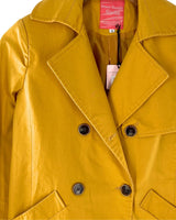 Abrigo abotonado con bolsillos