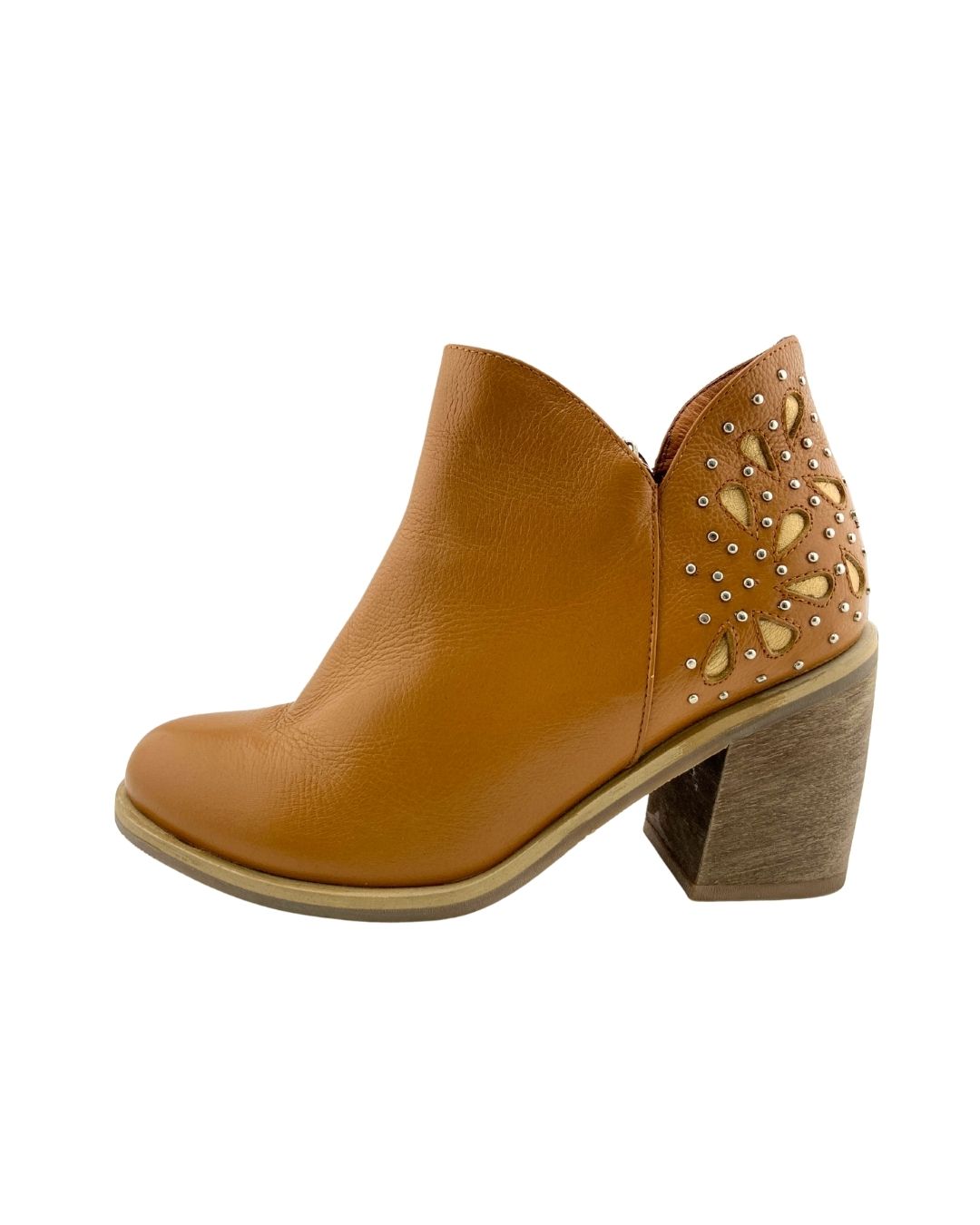 Botines en cuero con taches