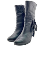 Botines en cuero caña media