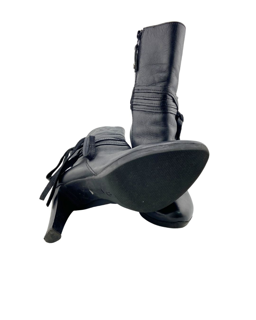 Botines en cuero caña media