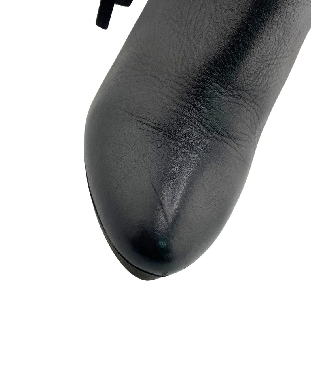 Botines en cuero caña media