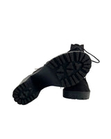 Botines en gamuza con cordones