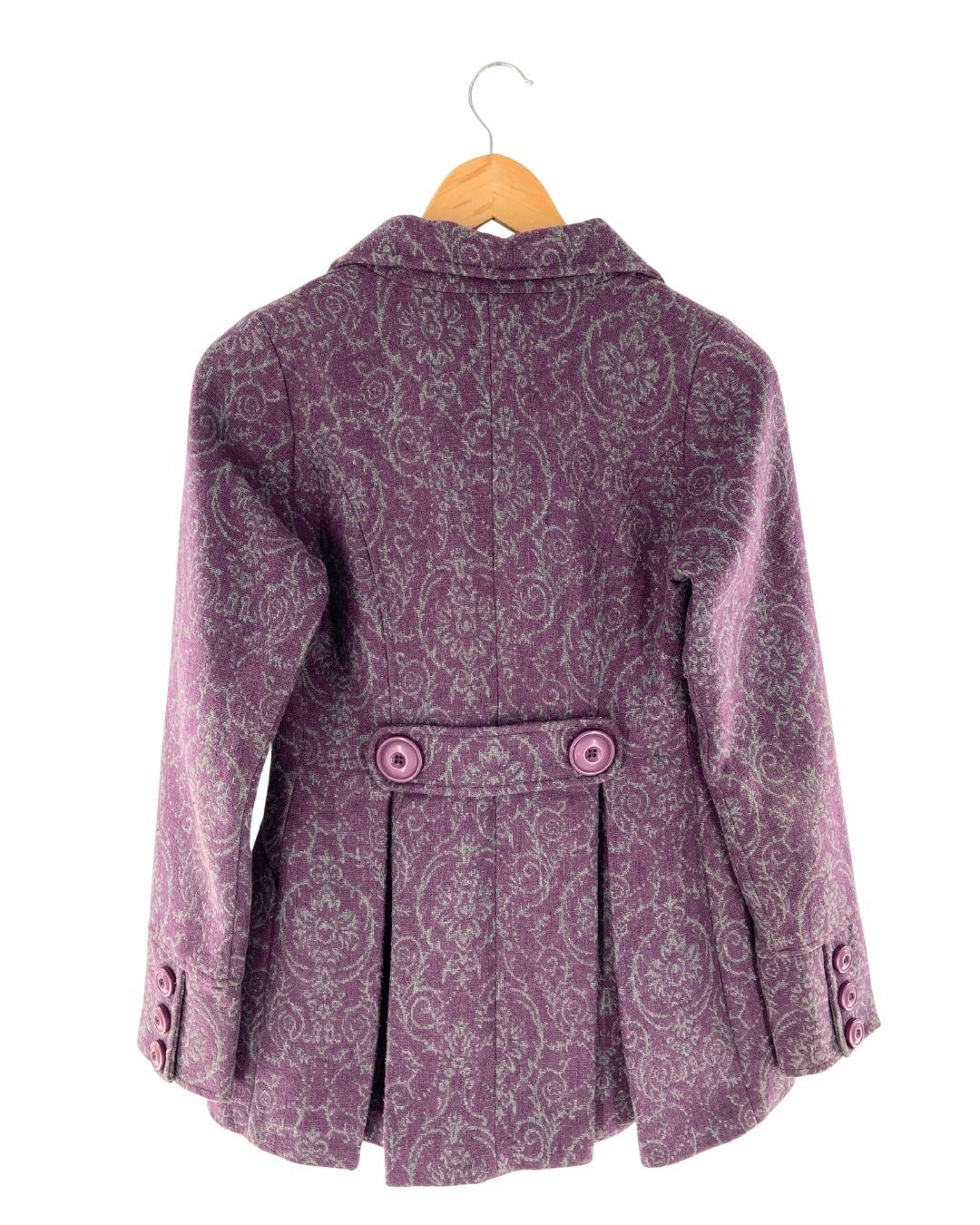 Abrigo con doble abotonadura