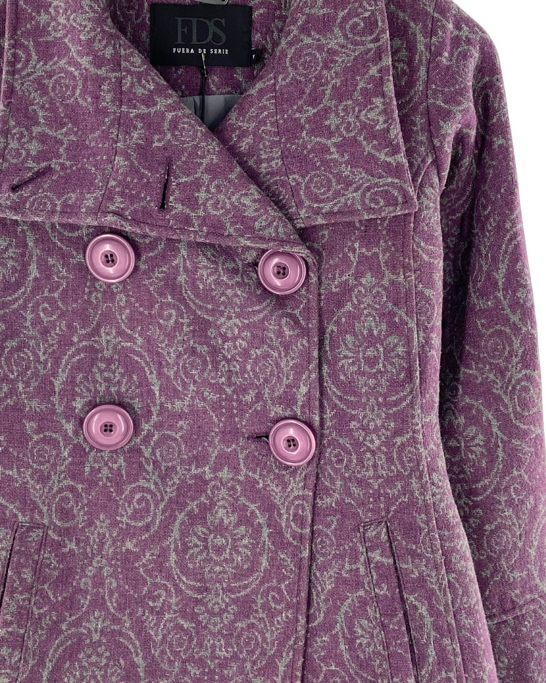 Abrigo con doble abotonadura