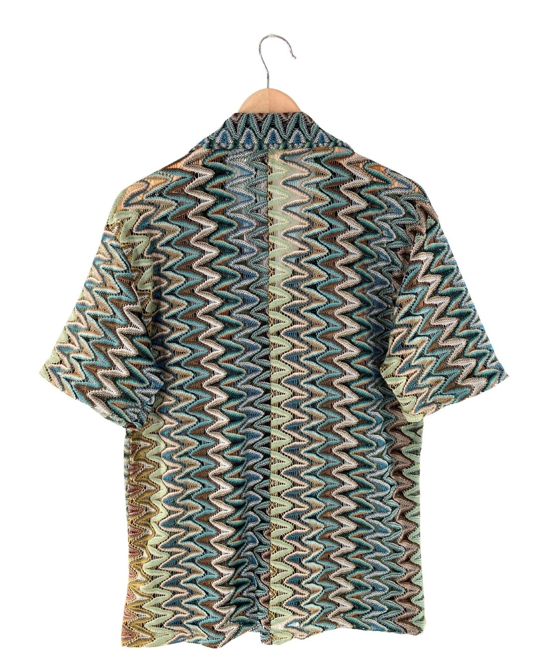 Camisa tejida diseño en zigzag