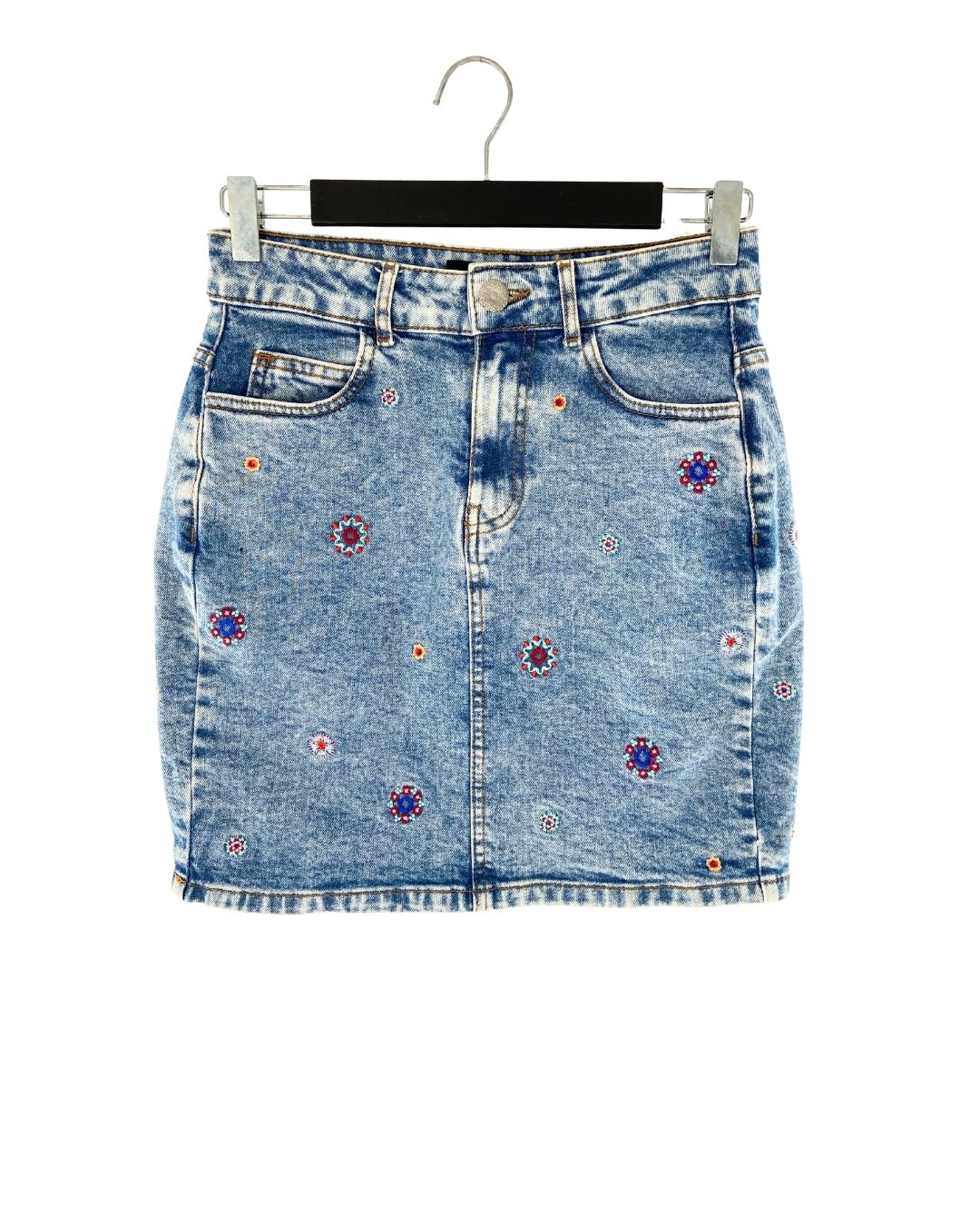 Falda mini en denim rigido