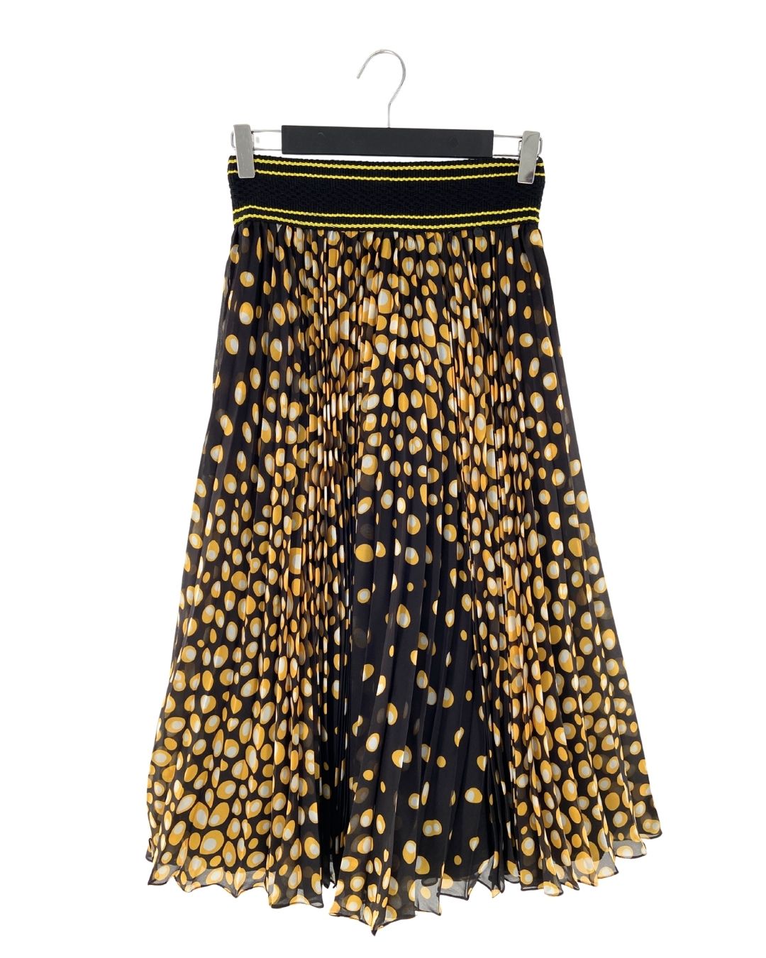 Falda plisada con detalle