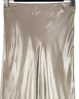 Maxi falda satinada encauchada