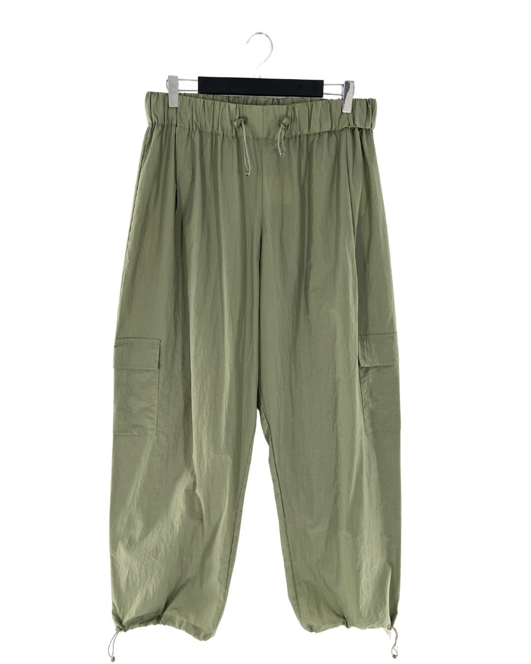 Pantalon cargo cortavientos
