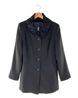 Blazer abotonado encauchado