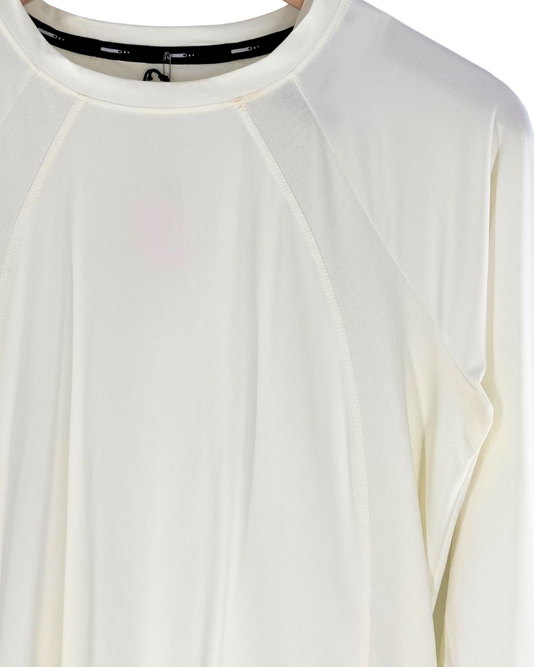 Saco deportivo manga larga