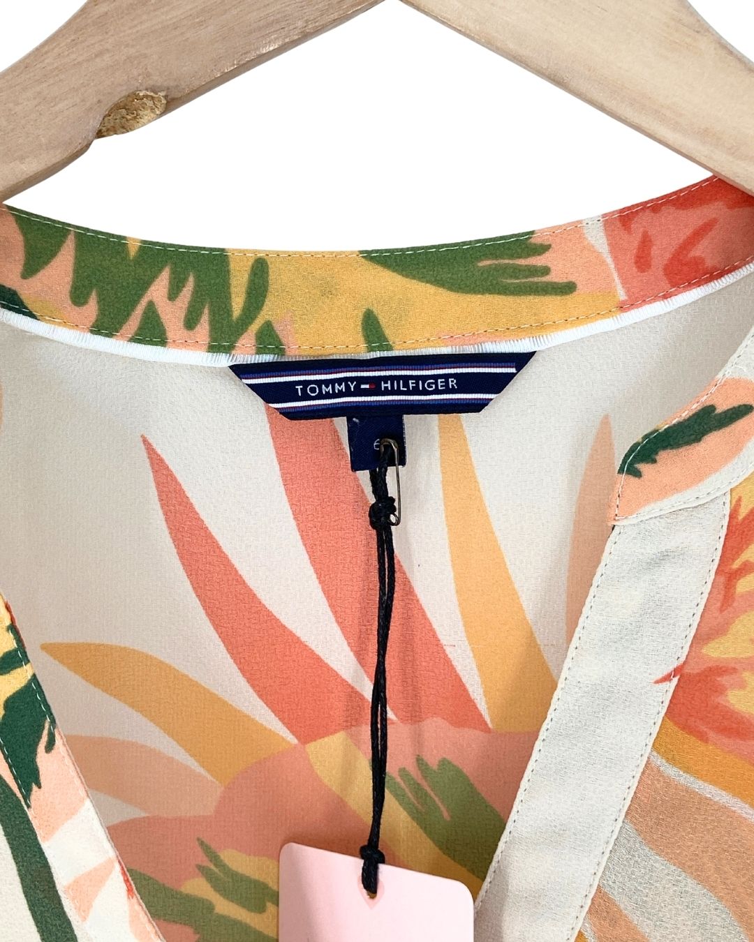 Blusa traslucida print hojas