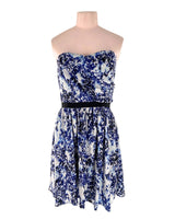 Vestido midi strapless