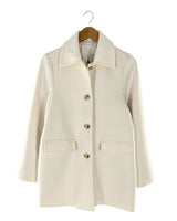 Abrigo midi abotonado