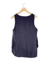 Blusa sleeveless satinada