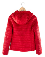 Chaqueta acolchada con capota