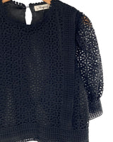 Blusa manga corta en guipure