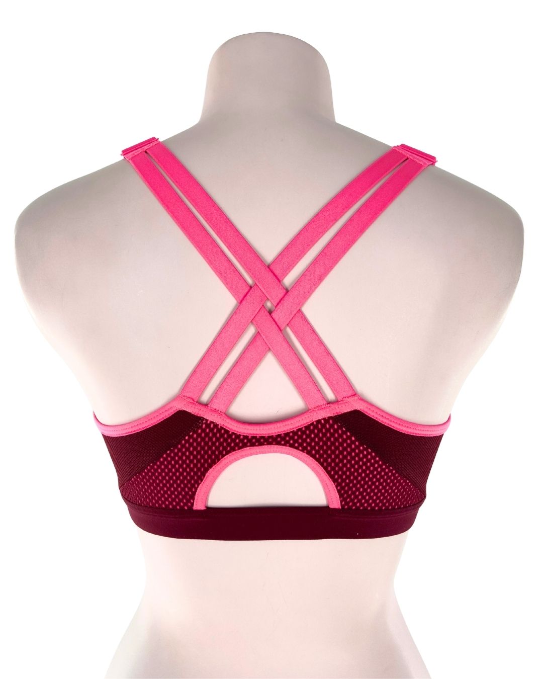 Top deportivo en malla copas