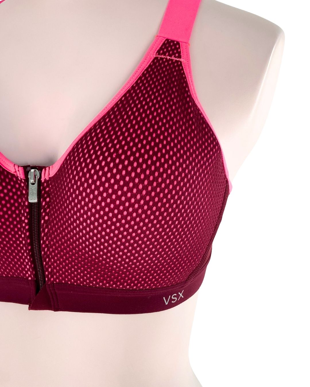 Top deportivo en malla copas