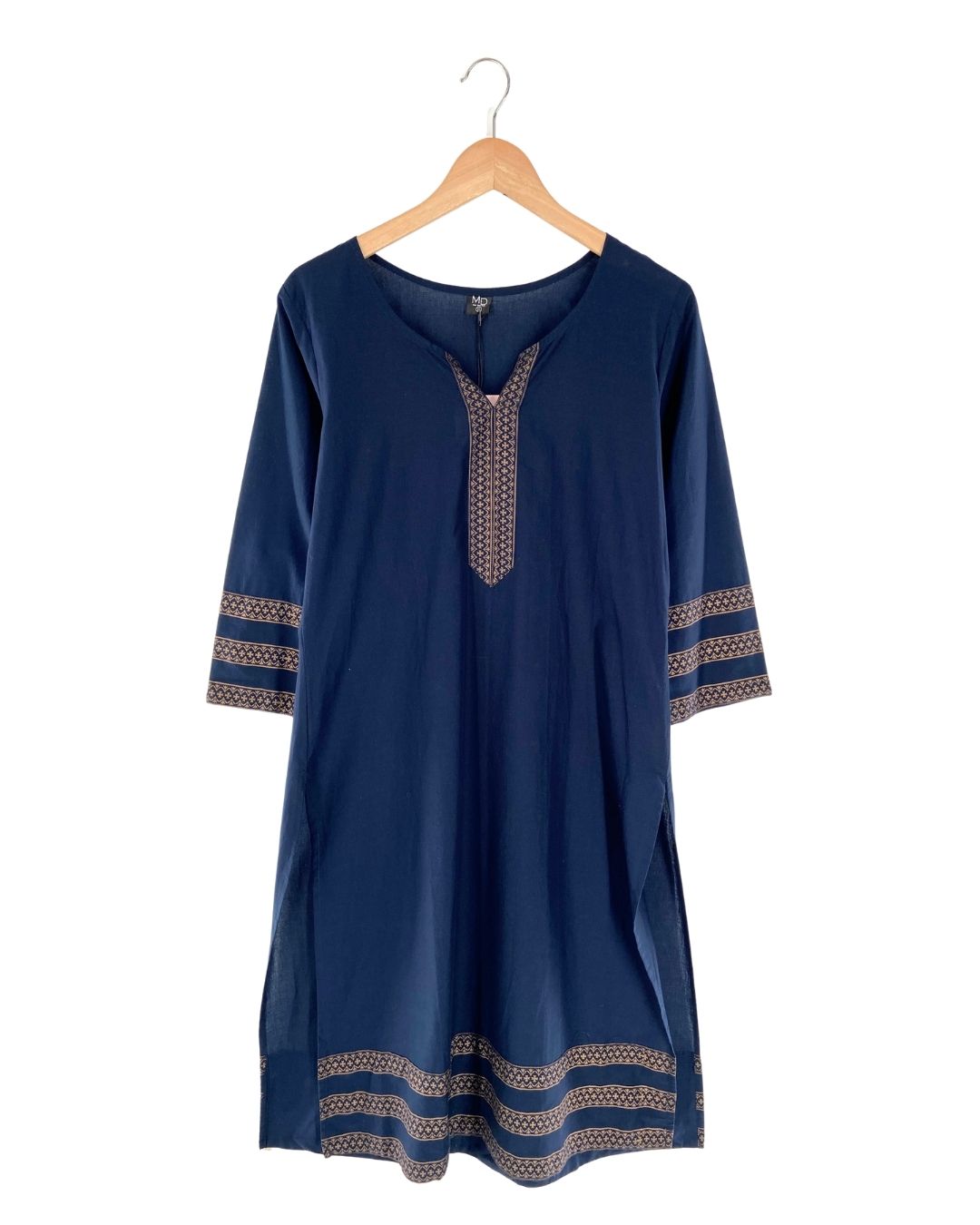 Vestido traslucido con detalle