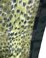 Pañoleta traslucida con diseño