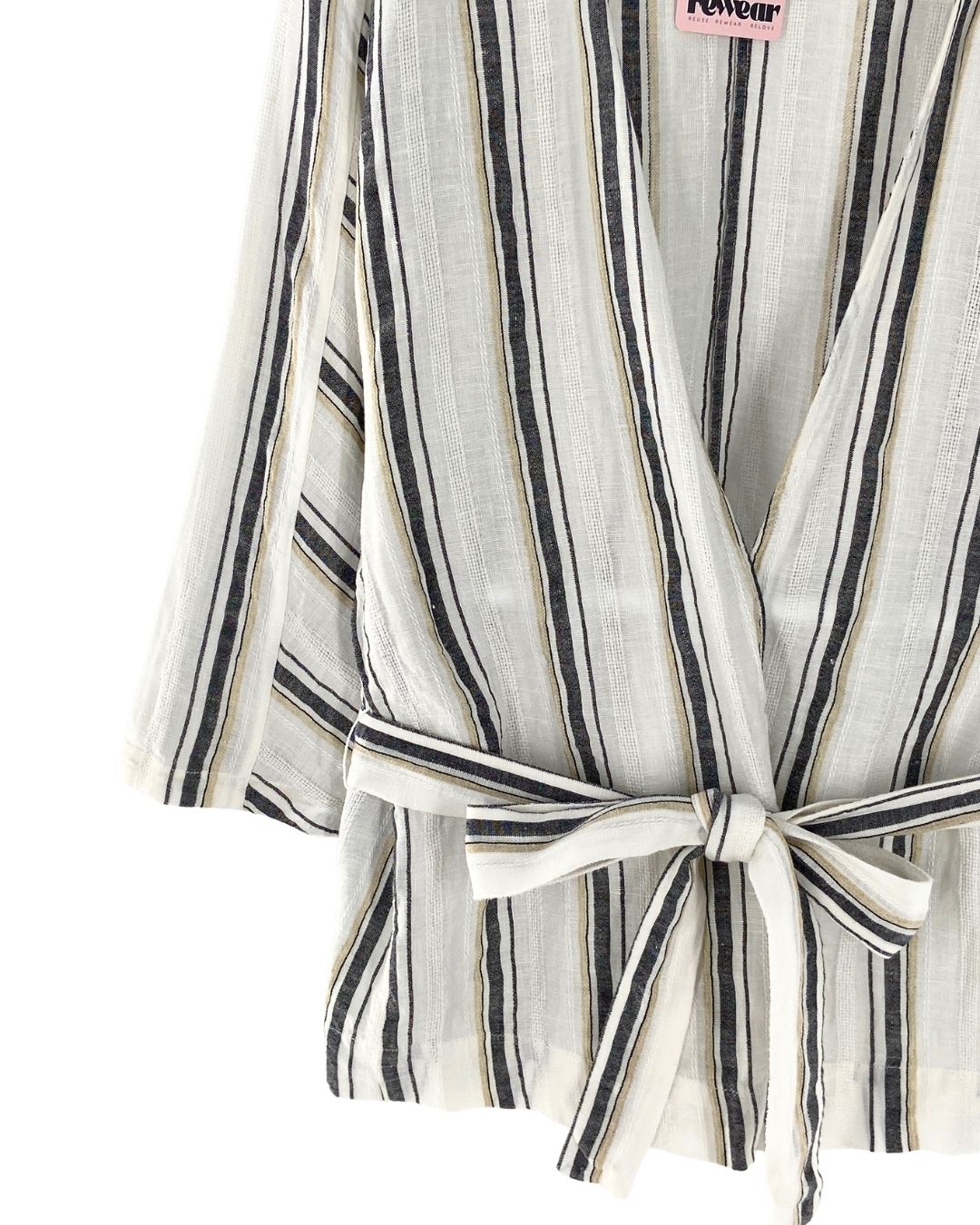 Chaqueta abierta anudada