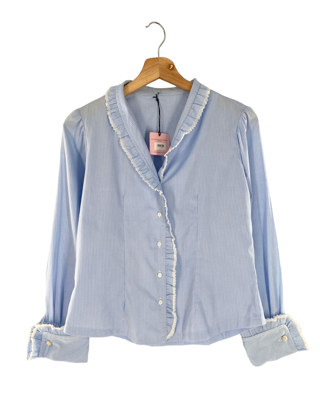 Blusa abotonada con mini vuelo