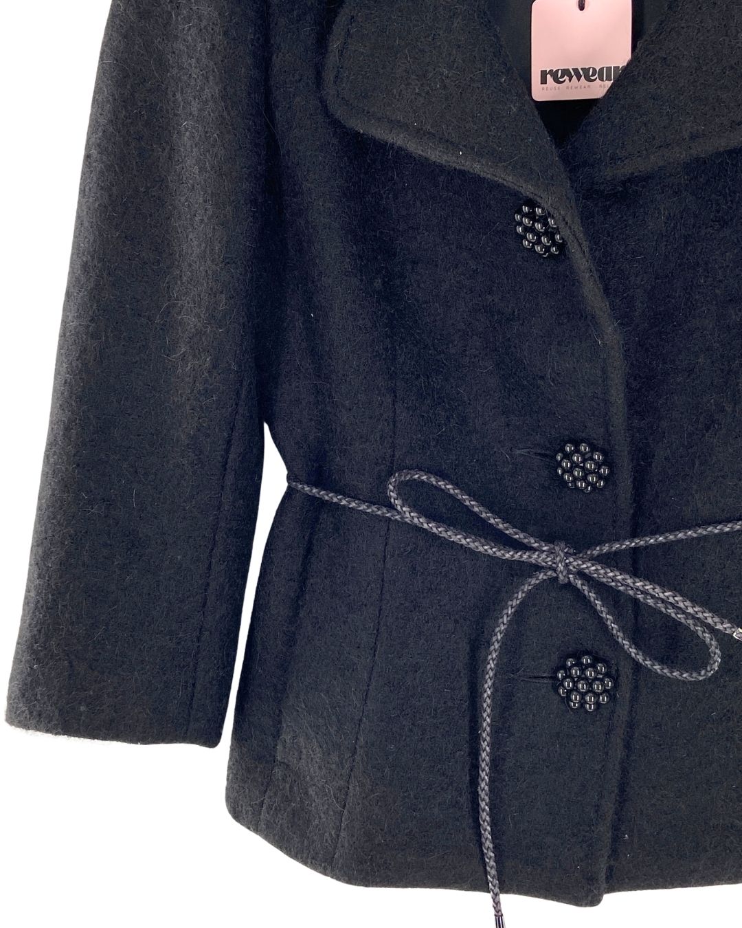 Blazer con cinturon botones