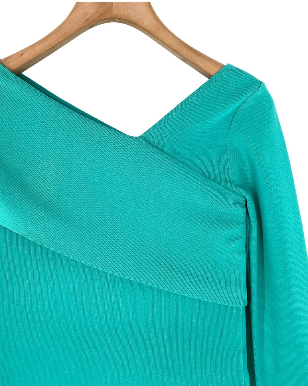 Blusa manga larga escote
