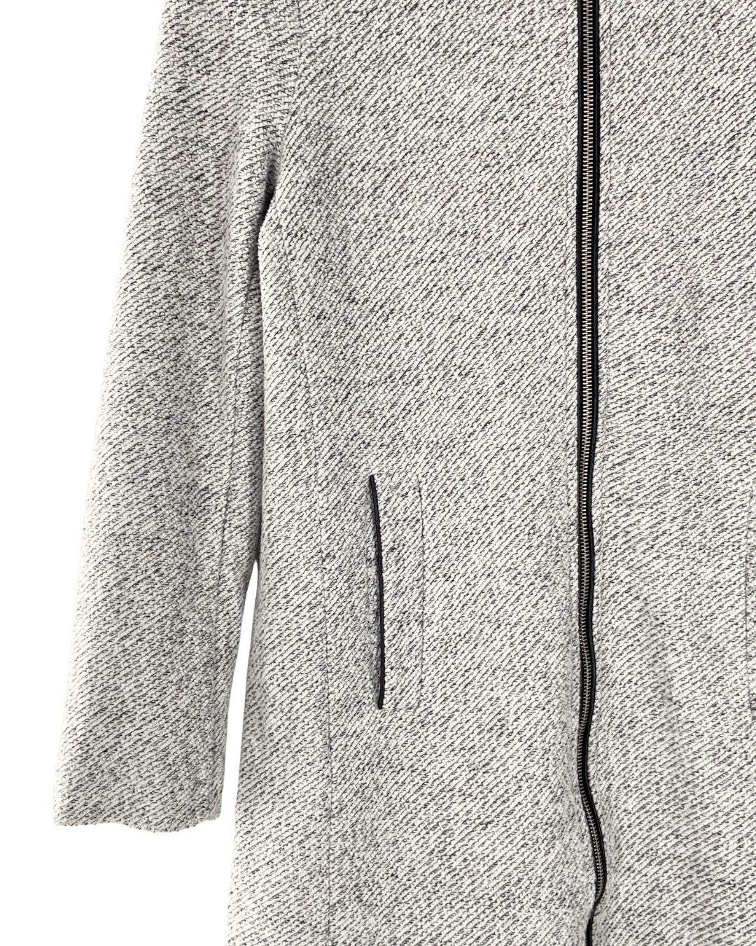 Chaqueta midi con cremallera