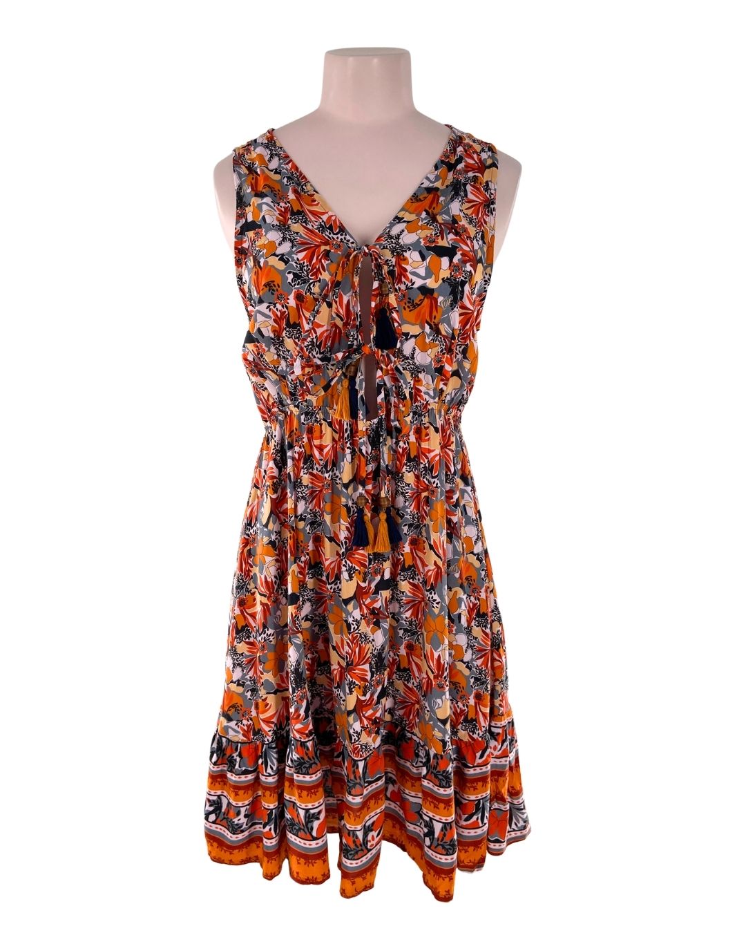 Vestido midi anudado con print