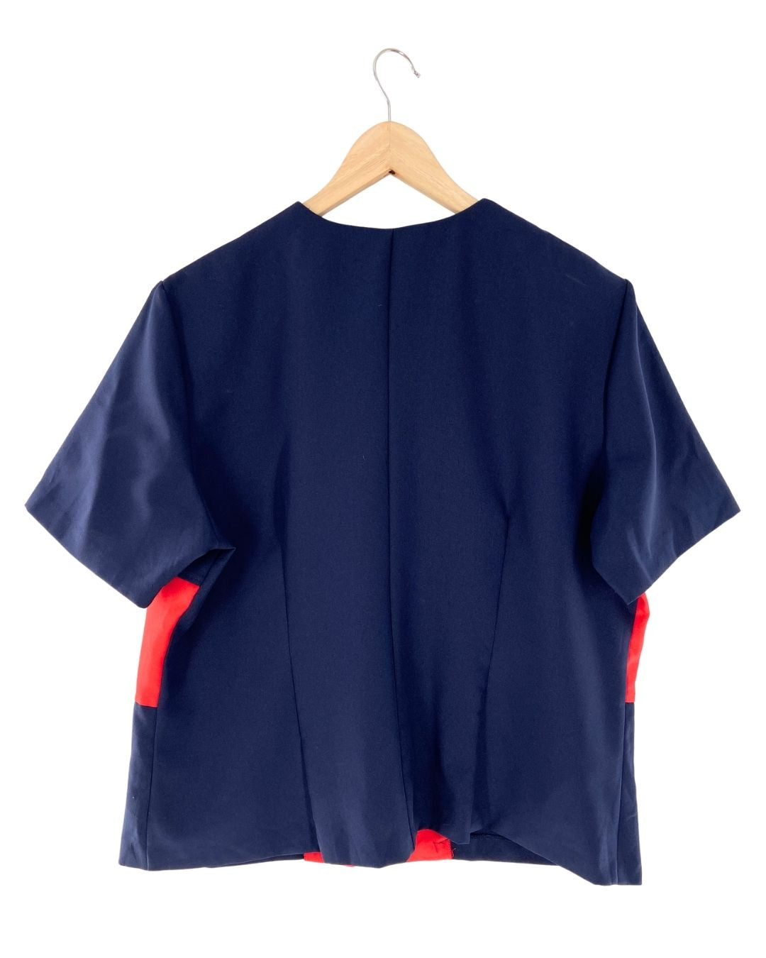 Blusa manga larga color block