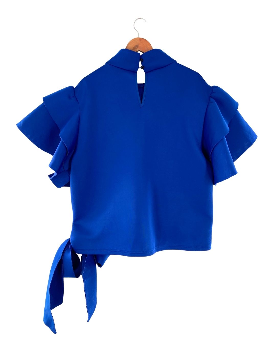 Blusa en scuba con vuelo