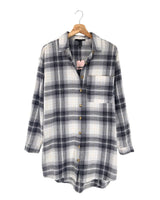 Vestido a cuadros abotonado