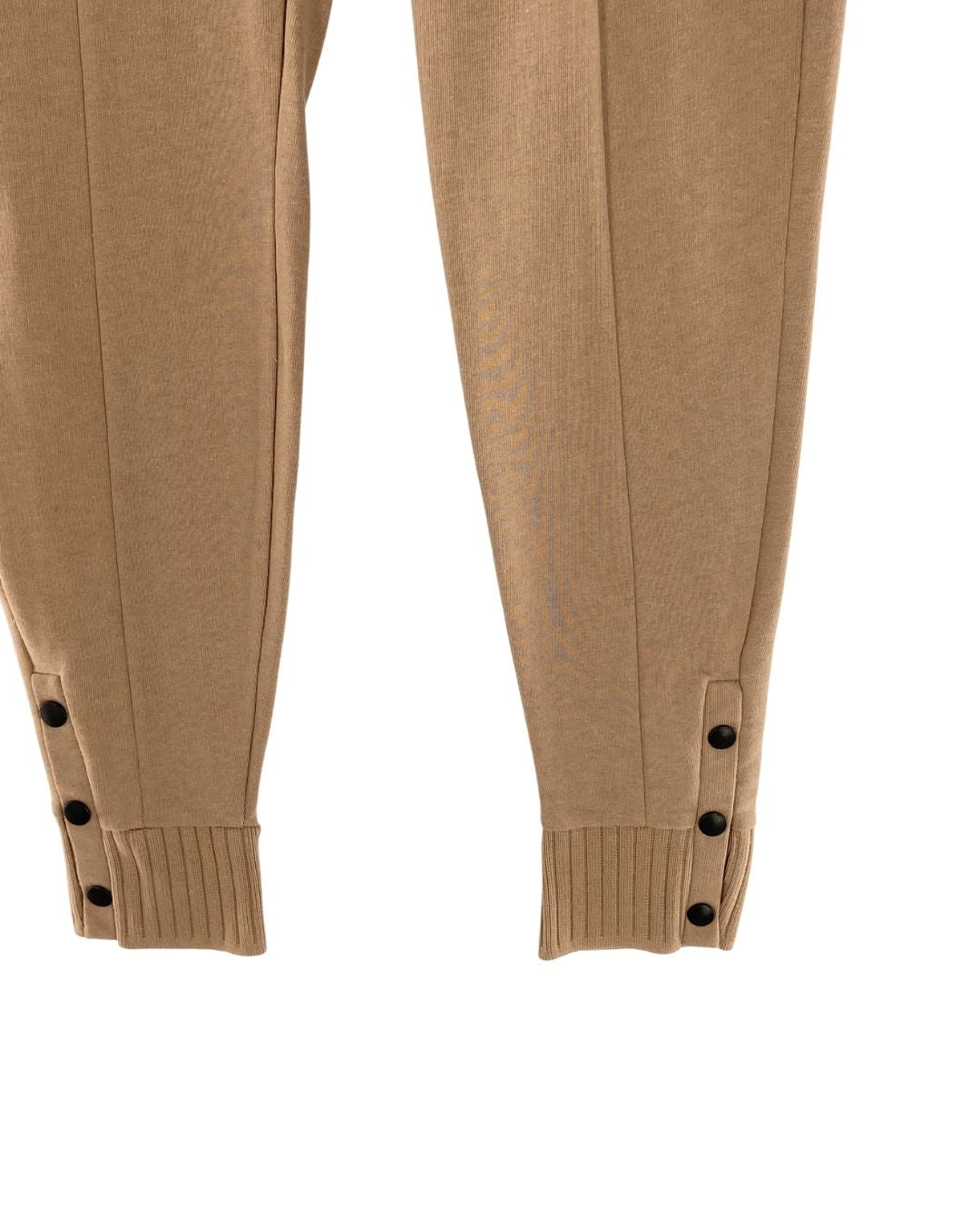 Jogger encauchado botones