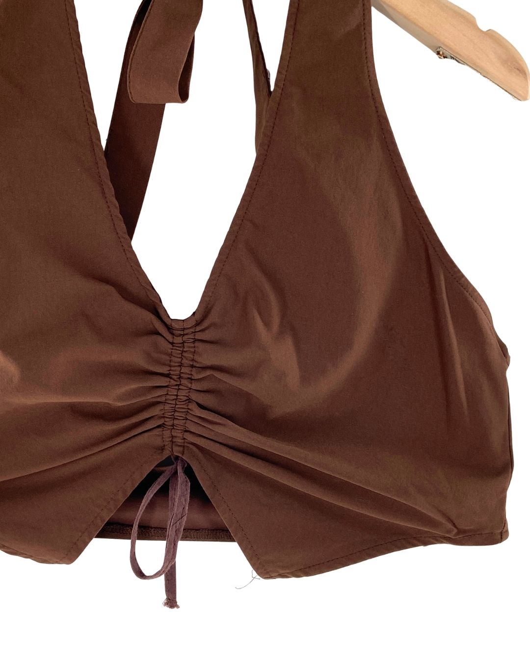 Blusa stretch anudada