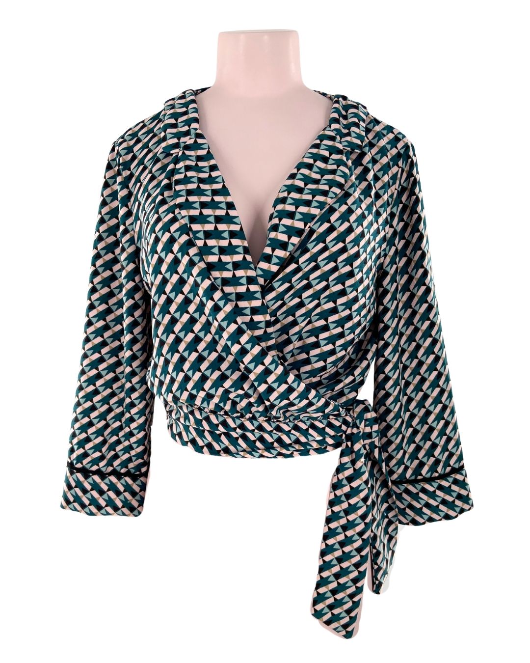 Blusa anudada print geometrico