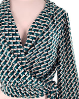Blusa anudada print geometrico