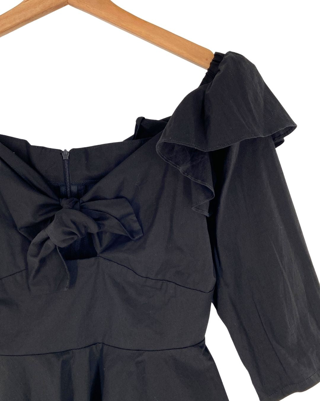 Blusa manga 3/4 anudada