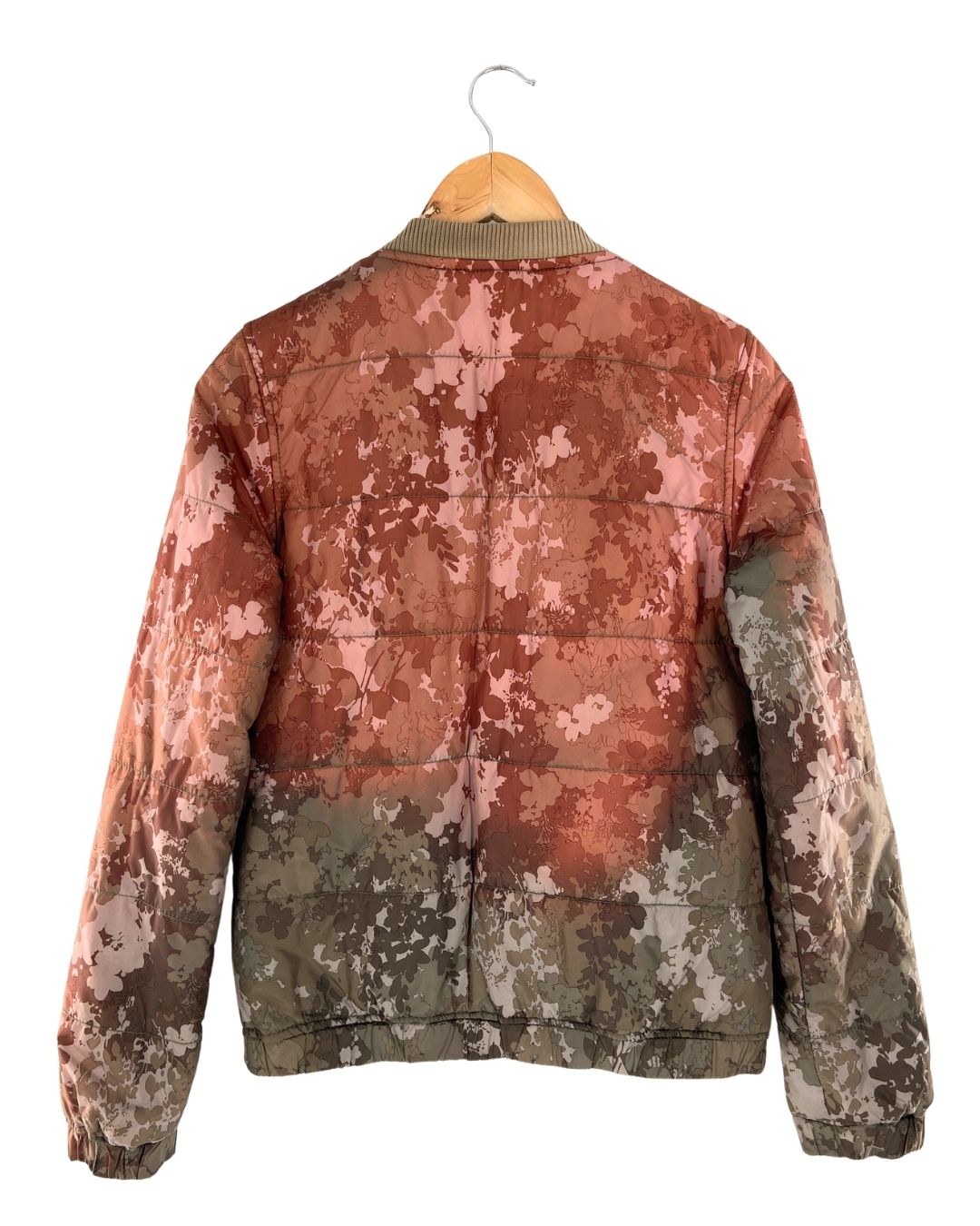 Chaqueta acolchada print