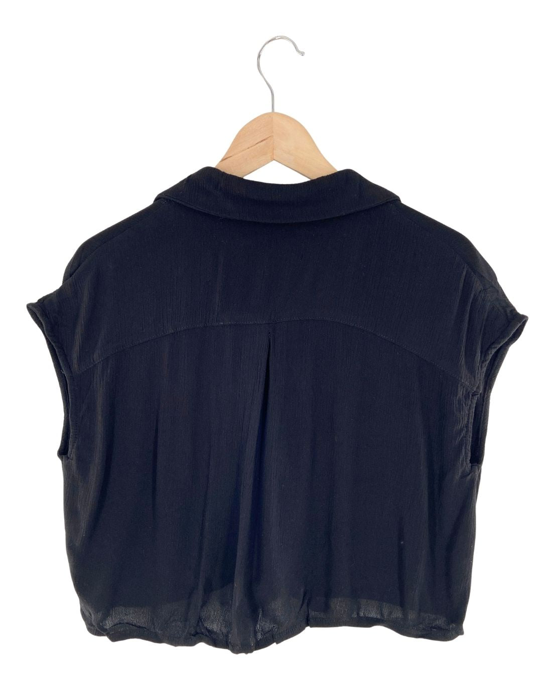Camisa crop sleeveless anudada